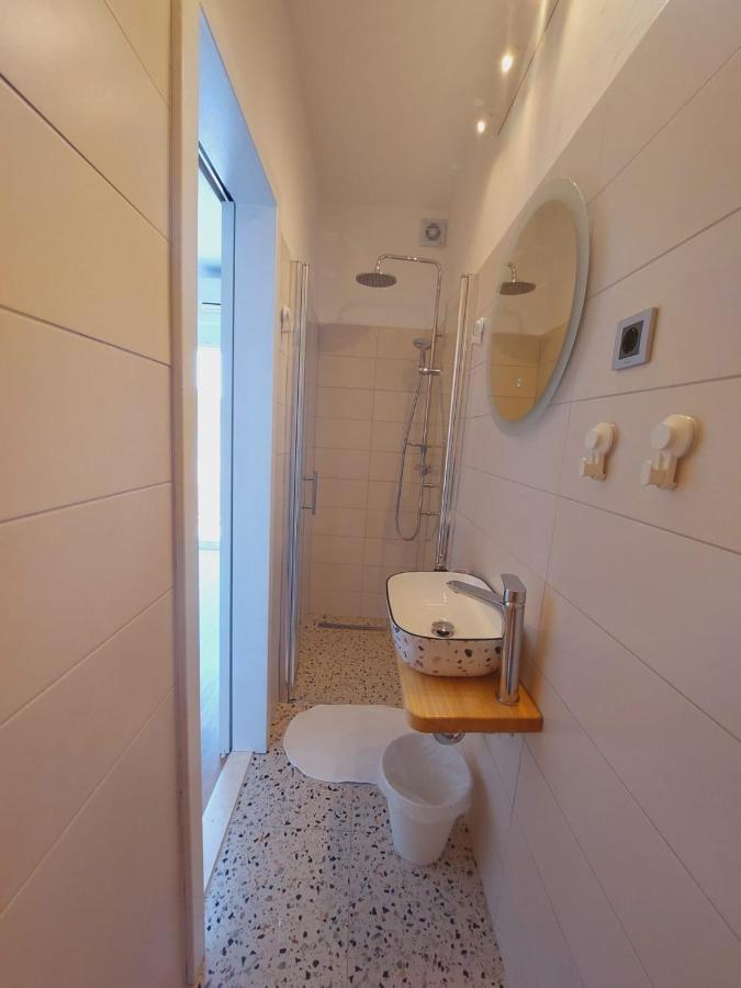 Vinko Rooms Primošten Buitenkant foto