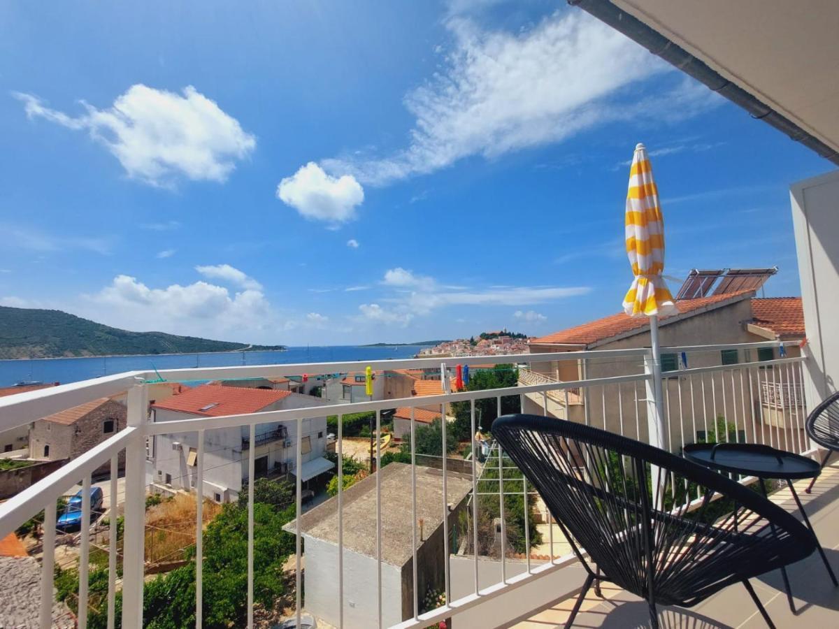 Vinko Rooms Primošten Buitenkant foto