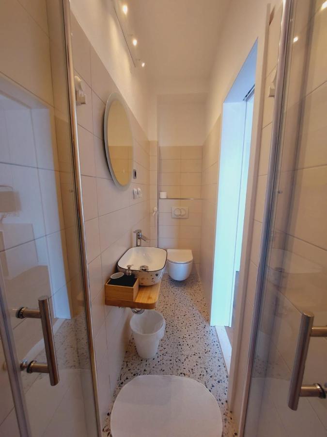 Vinko Rooms Primošten Buitenkant foto