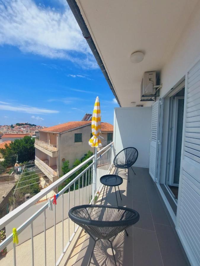Vinko Rooms Primošten Buitenkant foto
