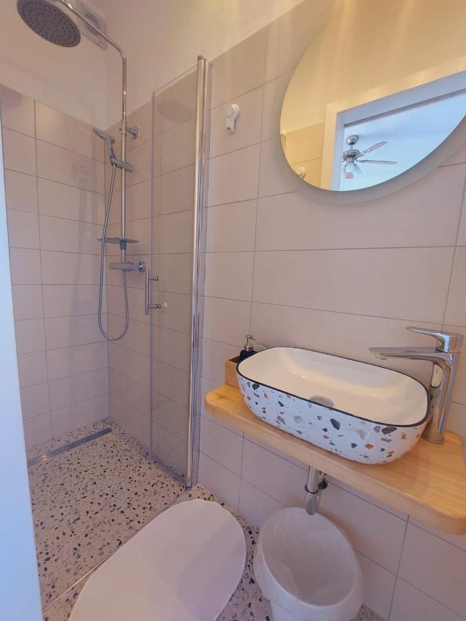 Vinko Rooms Primošten Buitenkant foto