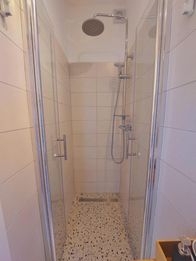 Vinko Rooms Primošten Buitenkant foto