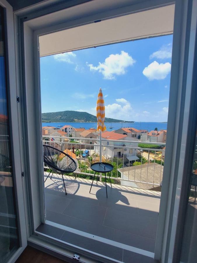 Vinko Rooms Primošten Buitenkant foto