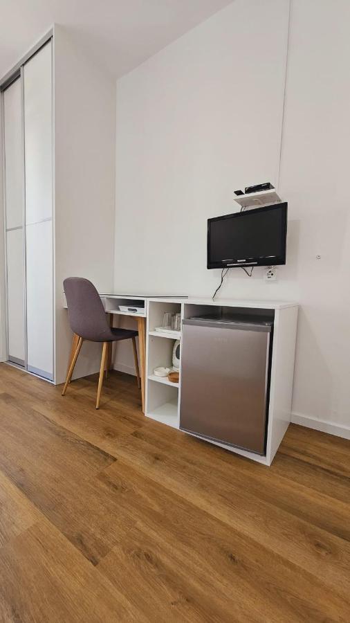 Vinko Rooms Primošten Buitenkant foto