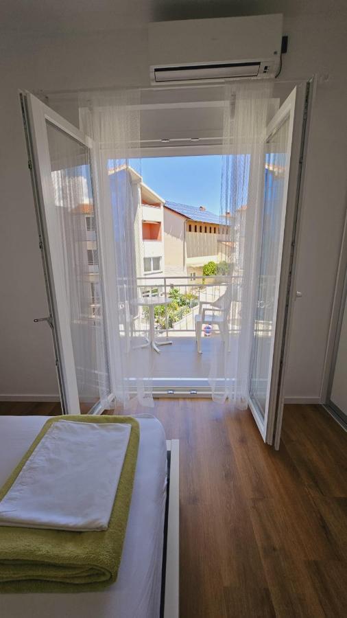 Vinko Rooms Primošten Buitenkant foto