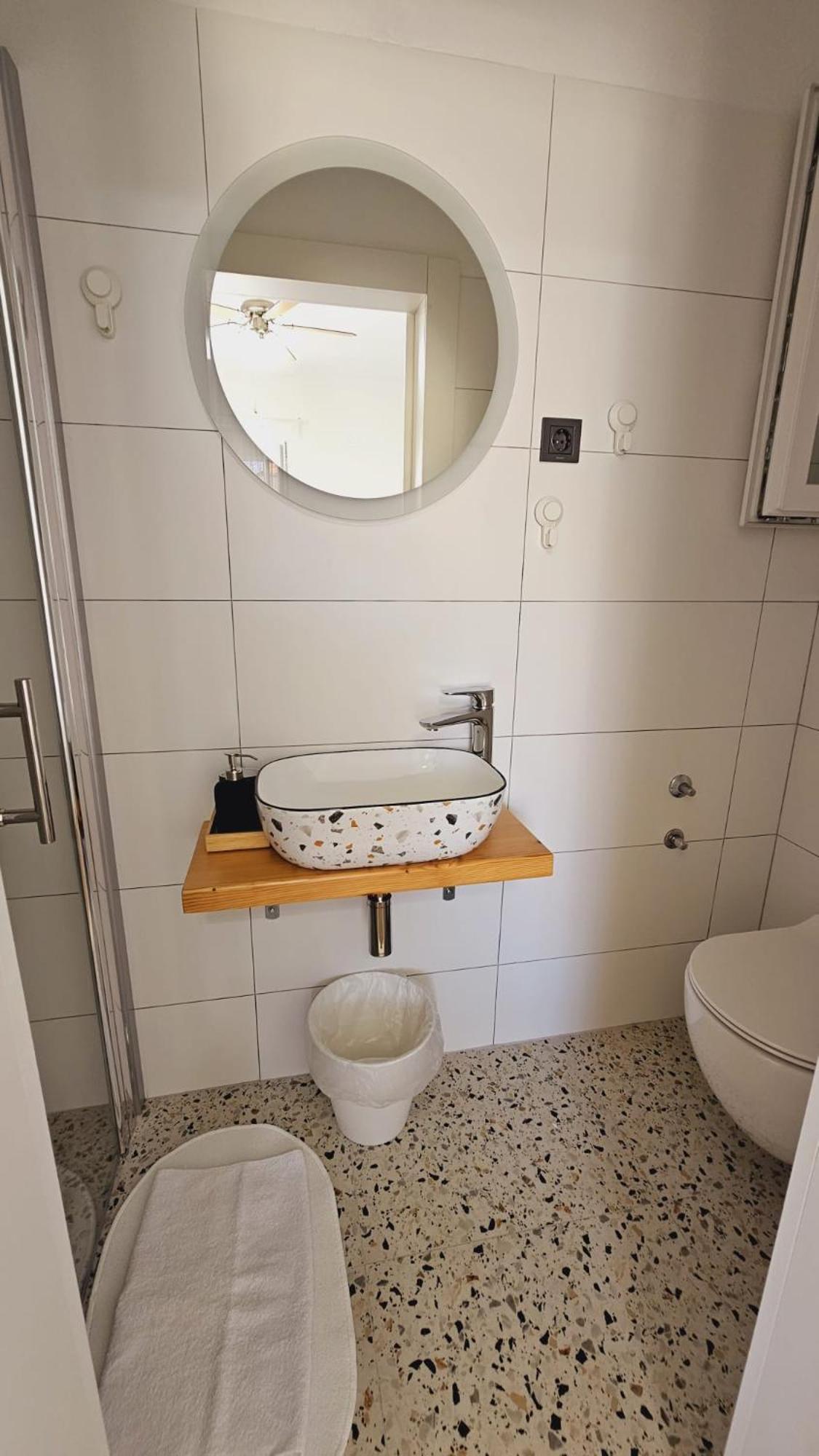 Vinko Rooms Primošten Buitenkant foto